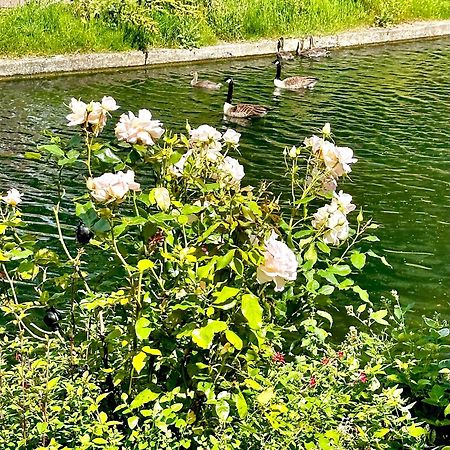 Amazing Location - City Of London- 2 Bedroom Stunning Canal View House With Private Garden,Parking & Balcony Ngoại thất bức ảnh