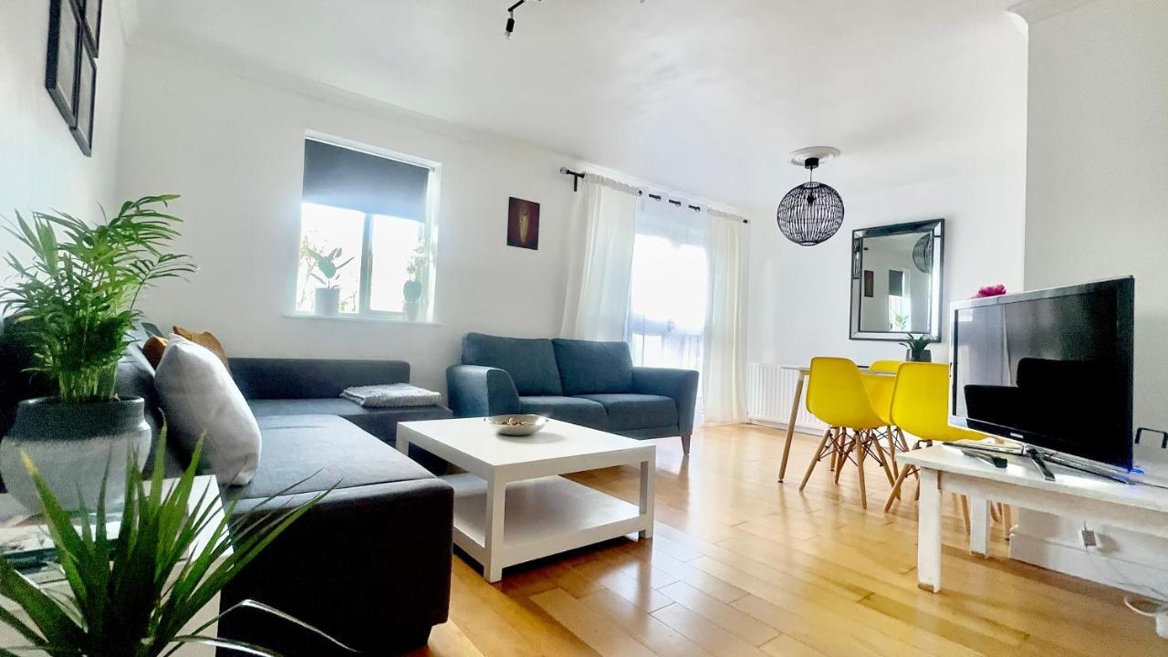 Amazing Location - City Of London- 2 Bedroom Stunning Canal View House With Private Garden,Parking & Balcony Ngoại thất bức ảnh