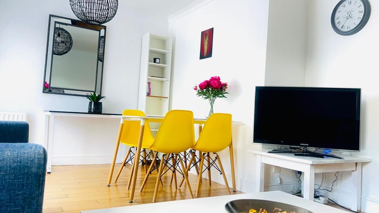 Amazing Location - City Of London- 2 Bedroom Stunning Canal View House With Private Garden,Parking & Balcony Ngoại thất bức ảnh