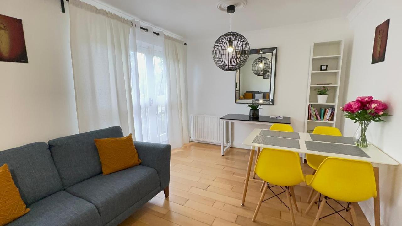 Amazing Location - City Of London- 2 Bedroom Stunning Canal View House With Private Garden,Parking & Balcony Ngoại thất bức ảnh