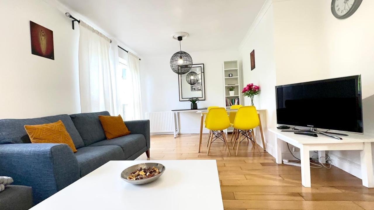 Amazing Location - City Of London- 2 Bedroom Stunning Canal View House With Private Garden,Parking & Balcony Ngoại thất bức ảnh
