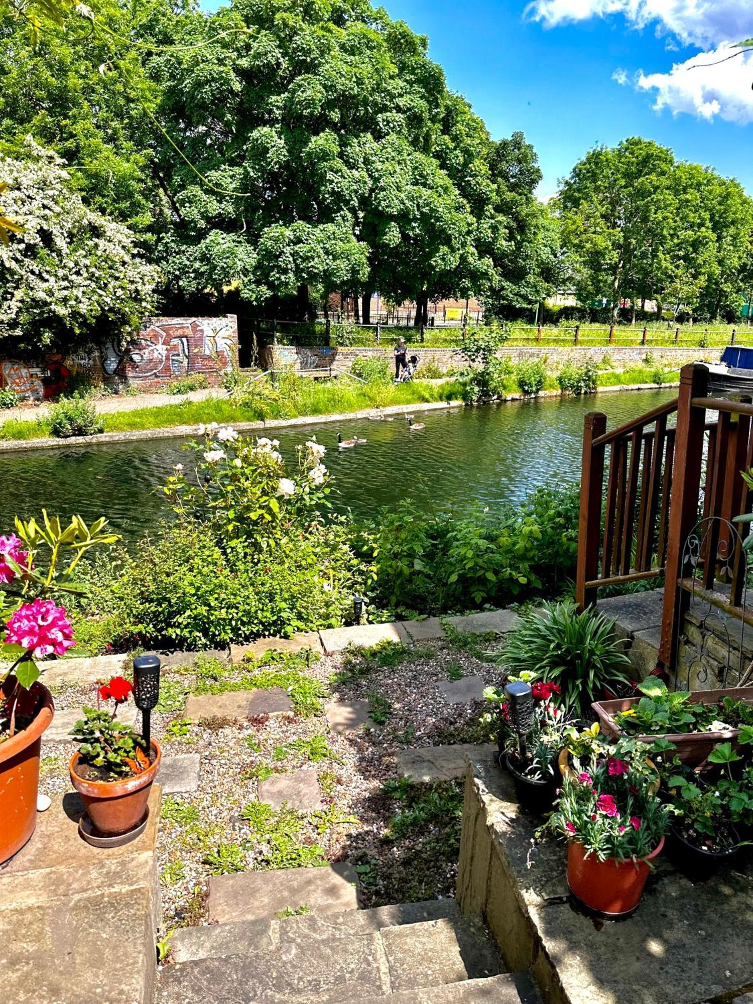 Amazing Location - City Of London- 2 Bedroom Stunning Canal View House With Private Garden,Parking & Balcony Ngoại thất bức ảnh